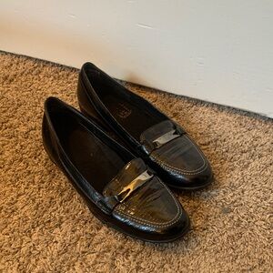 Vintage Munro Shiny Black Loafers